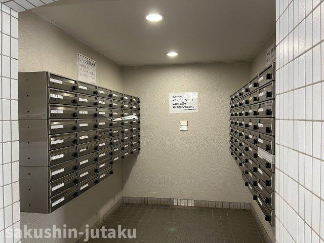 ファミール谷津のエントランス|集合ポスト