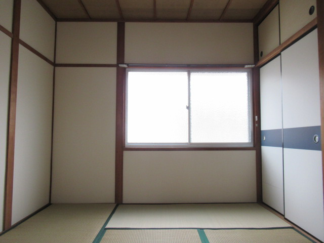 青山北2丁目井上貸家の子供部屋
