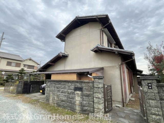 飾東町庄河口貸家の外観