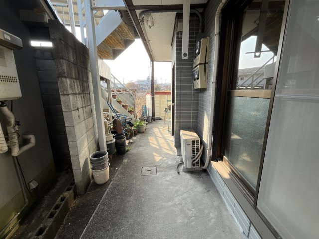 東口アパートのバルコニー