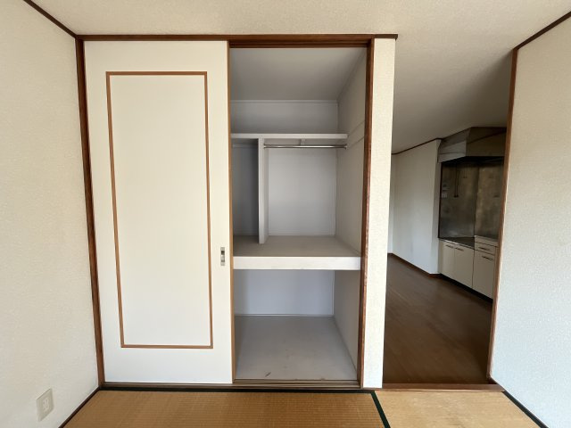 東口アパートの収納