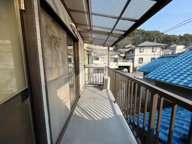 東口アパートのバルコニー