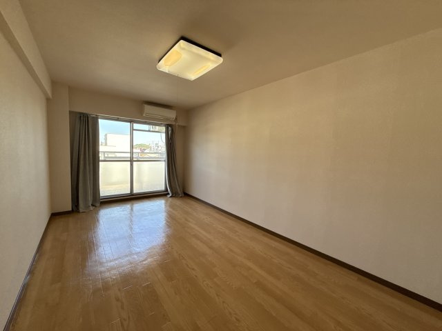 ラ・バレーヌ辻井の子供部屋