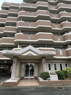 【外観】 | 安全に配慮されたオートロックマンションです♪室内ＴＶモニタ付インターホンで来訪者を確認できます