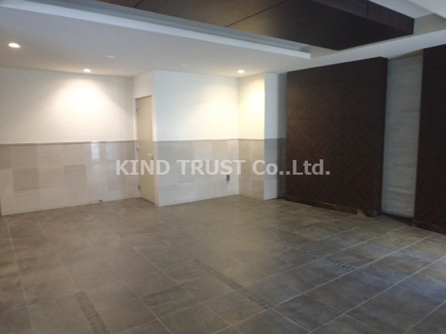 スワンズシティ南森町のロビー|清潔なロビーです