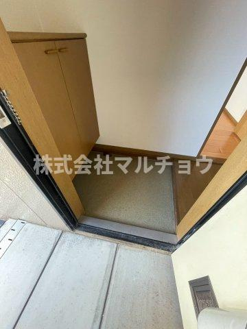 ハイツ藤谷の玄関|収納もある玄関です