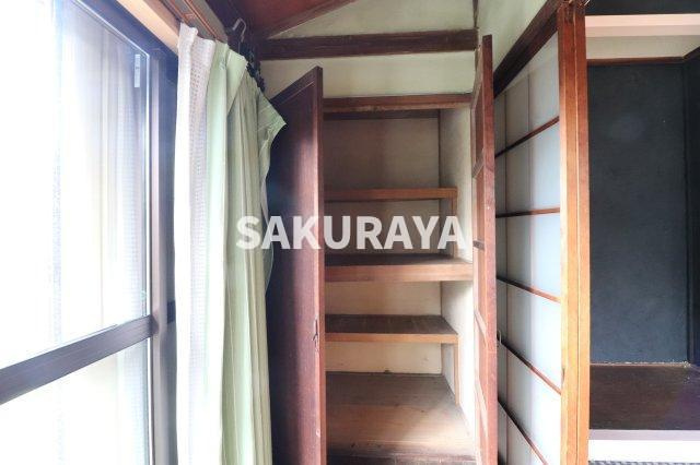 助戸新山町貸家IFの収納