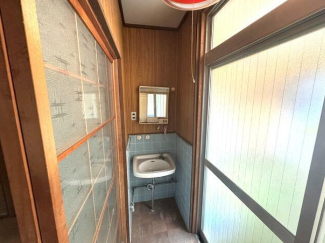 【洗面所】 | 山科区西野山射庭ノ上町　中古戸建