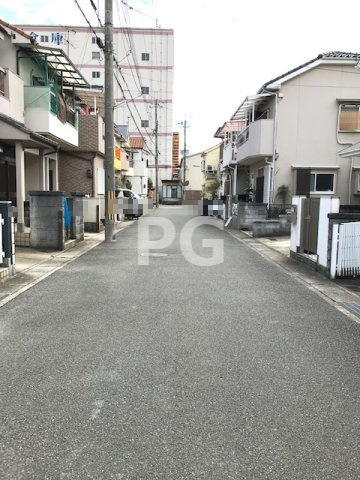 【前面道路含む現地写真】の画像