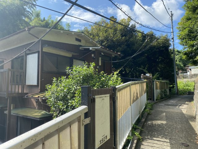 【 売主 】横浜市磯子区磯子4丁目　戸建の外観