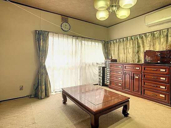 【居間・リビング】