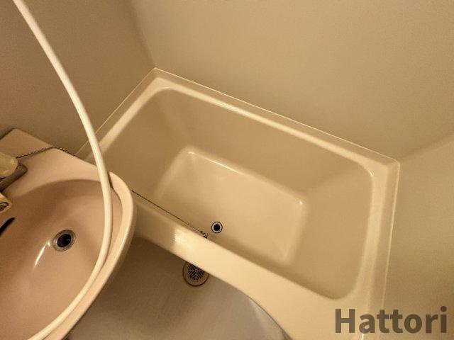 プチハイツ服部の浴室