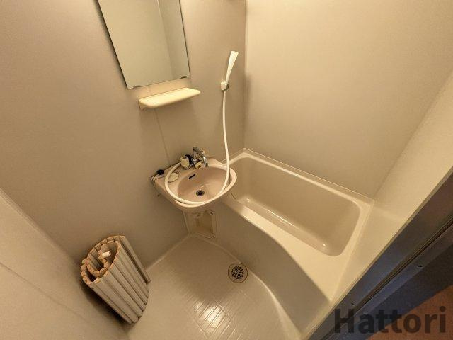 プチハイツ服部の浴室