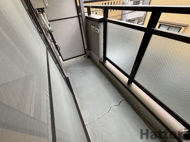 プチハイツ服部のバルコニー