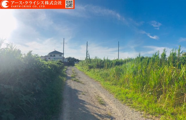 【前面道路含む現地写真】 | 牛久市柏田町 | 前面道路は南西側5.0ｍ私道、接道30.0ｍとなります。