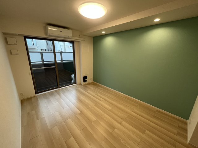 カーサ・オストロの洋室