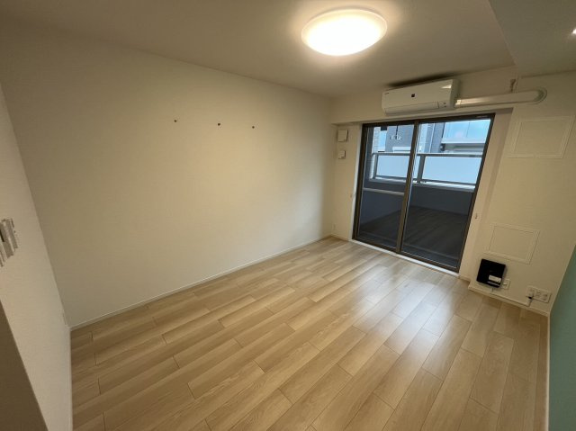 カーサ・オストロの洋室