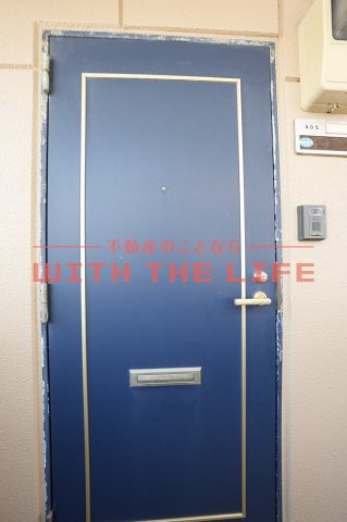 アビタシオンGT【10,000円キャッシュバック対象物件】の玄関|シンプルで使いやすい玄関です