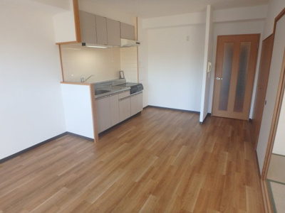 【居間・リビング】 | カンファ高木西 | 使いやすいリビングです