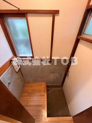 【その他】 | 北烏山７丁目貸家 | 洗濯機置場