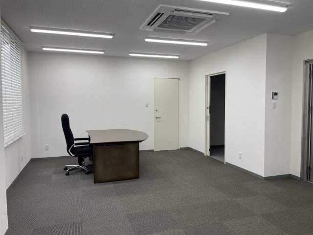 津山市北町　貸店舗・貸事務所の内装