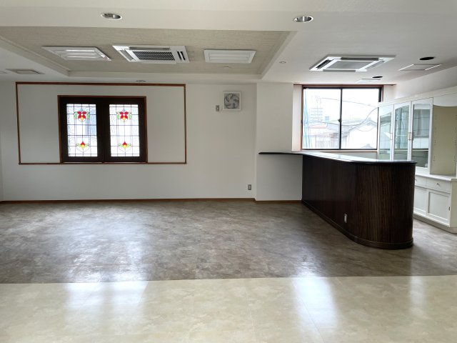 津山市北町　貸店舗・貸事務所の内装
