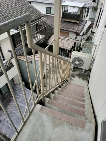 津山市北町 3SLDKのその他|非常階段
