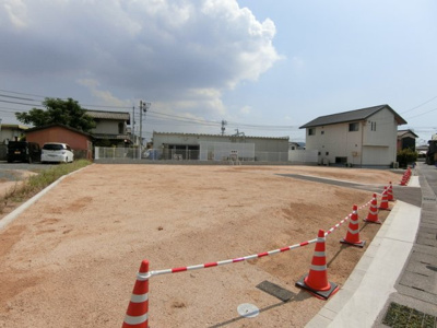 【外観】 | 土地　船穂町船穂　全3区画 | 分譲地全体像。