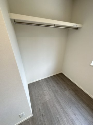 【収納】 | DCR若松町 | ※同物件、同タイプ、間取り反転のお部屋です