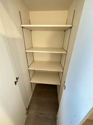 【収納】 | DCR若松町 | ※同物件、同タイプ、間取り反転のお部屋です