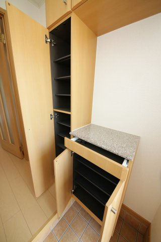 プロムナード壱番館の収納