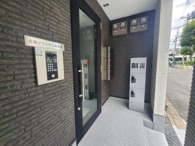 京都グランデ二条駅南のエントランス