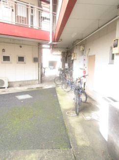 【エントランス】