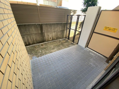 【庭】 | スプリングヒルズ