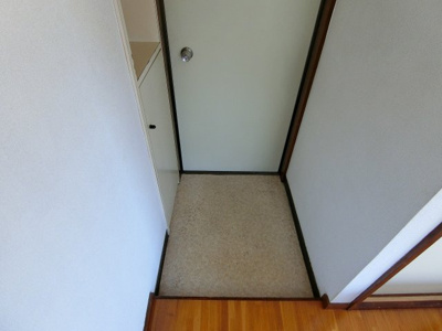 【玄関】 | レディースビレッジヨシトモ