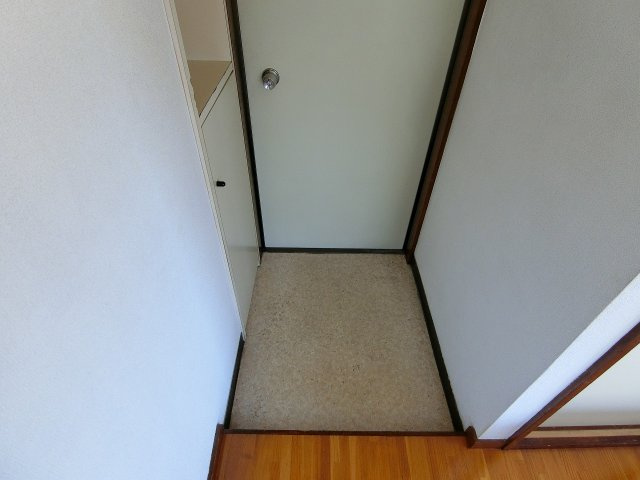 【玄関】 | レディースビレッジヨシトモ
