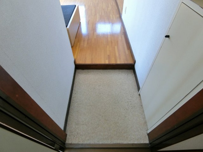 【玄関】 | レディースビレッジヨシトモ