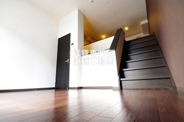 Creo Baker庄内通の内装