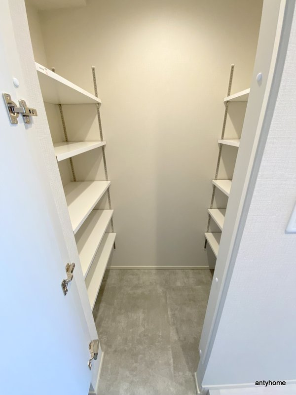 エタニティ江坂の収納