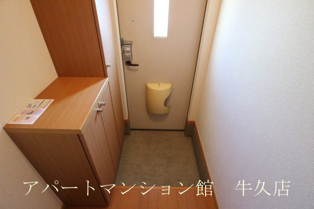 フラワ　Ｉの玄関|玄関