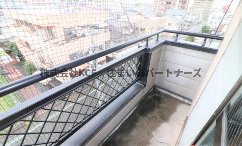 アビタシオンGTのバルコニー|外からの目が気にならないバルコニーで洗濯物が干せます