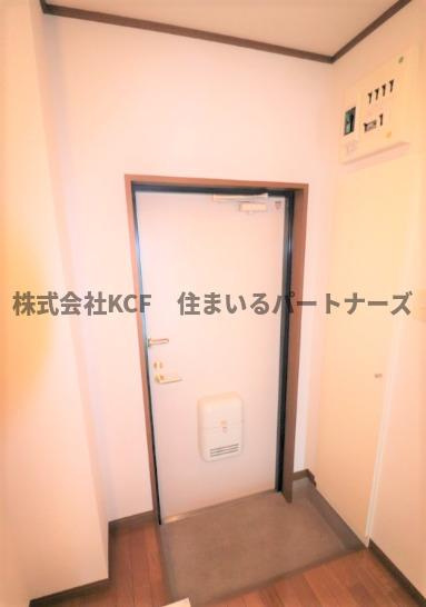 アビタシオンGTの玄関|明るい玄関です