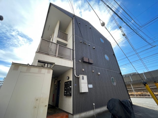 アンクレージュ末広のエントランス