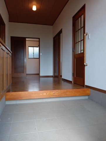 【玄関】 | 山武市松尾町八田　中古戸建