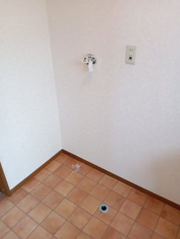 【ランドリースペース】 | 山武市松尾町八田　中古戸建