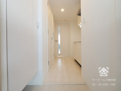 【玄関】 | エスリード弁天町ポートヴィラ | 収納もある玄関です