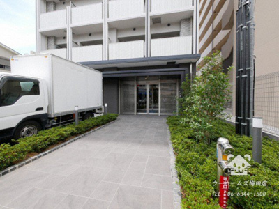 【エントランス】 | エスリード弁天町ポートヴィラ | 落ち着いたエントランスです