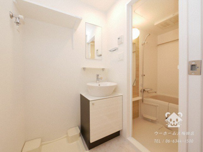 【洗面所】 | エスリード弁天町ポートヴィラ | スペースが確保できる洗面所です