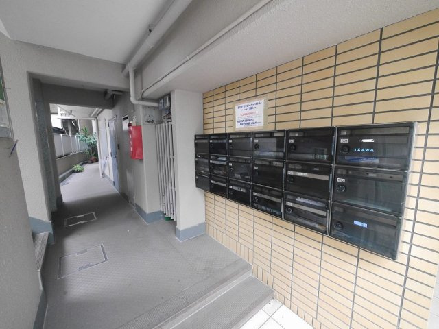 甲南兵庫第10コーポラスのエントランス