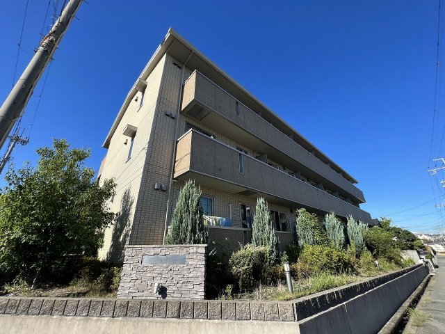 豊中市柴原町５丁目の賃貸マンションの外観